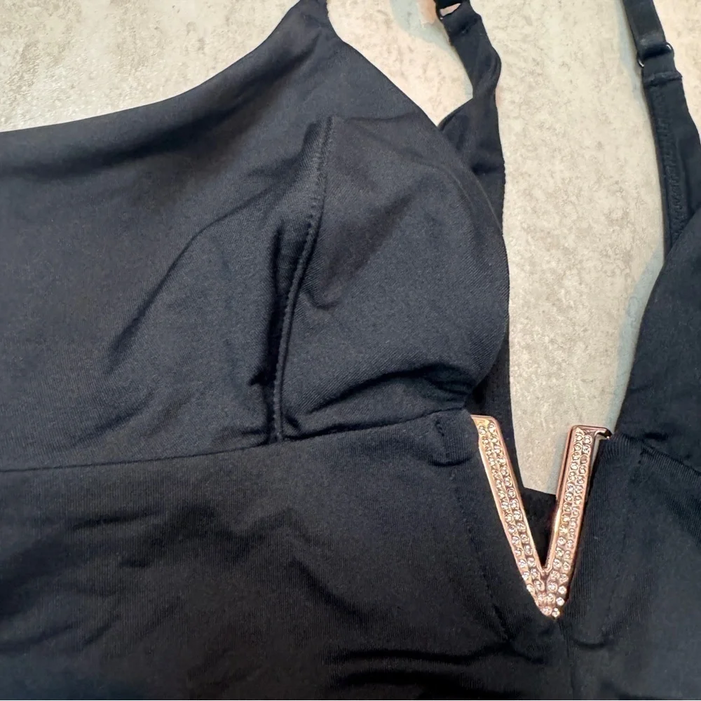 Victoria Secret Very Sexy metallic V plunge bralette bra